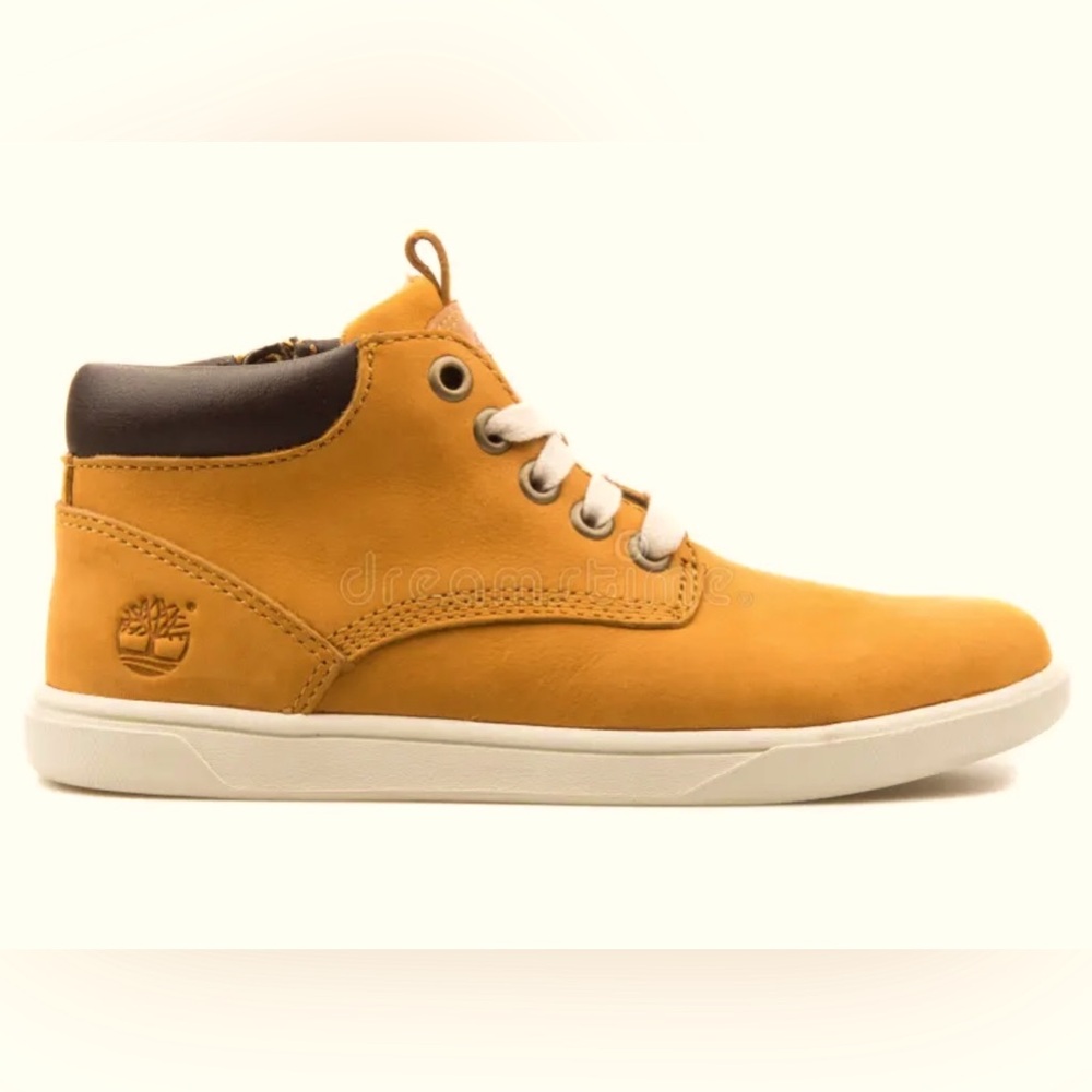 Timberland women’s leather Groveton chukka
